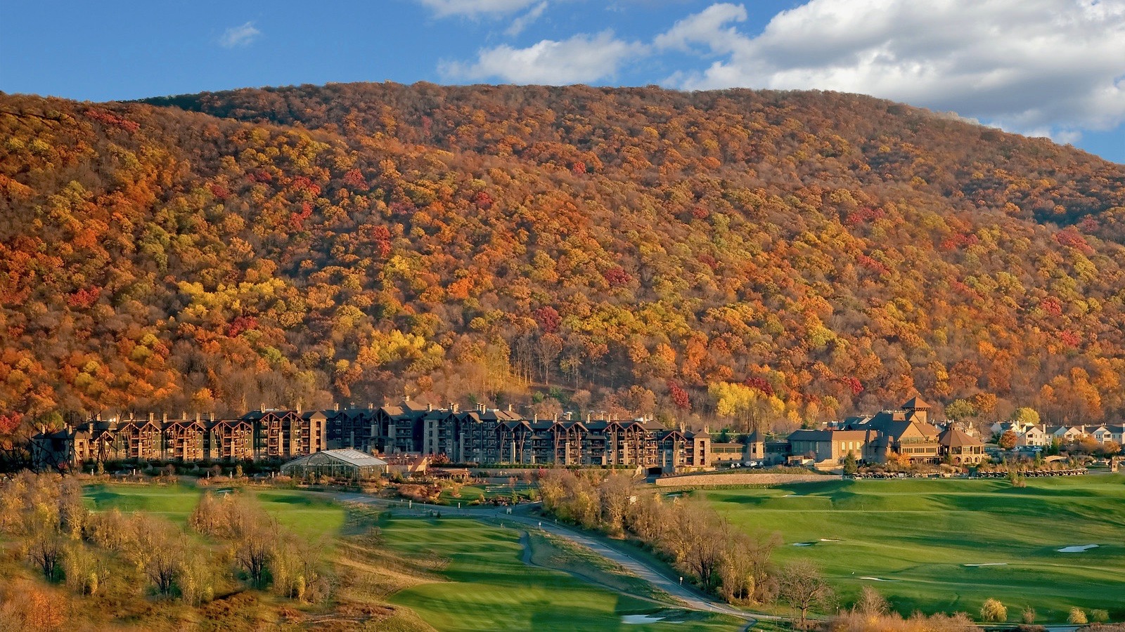 Grand Cascades Lodge, Crystal Springs Resort, Spas of America