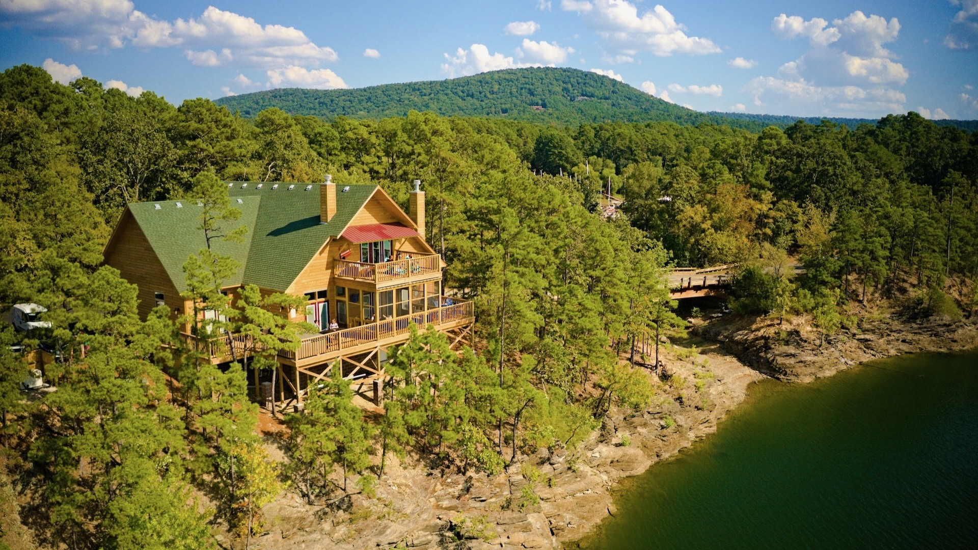 Mountain Harbor Resort, Turtle Cove Spa, Spas of America, Lake