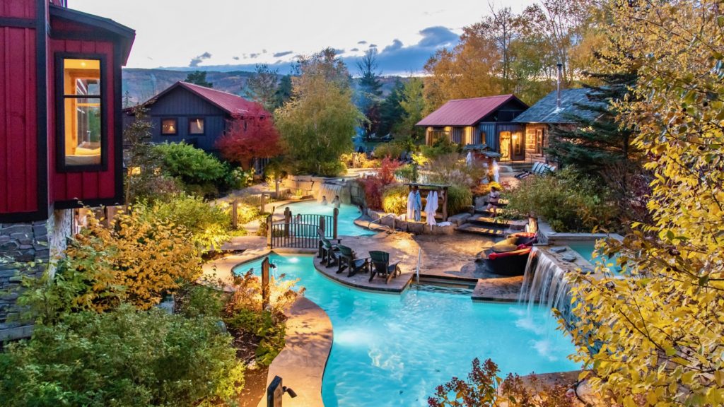 Scandinave Blue Mountain, Spas of America