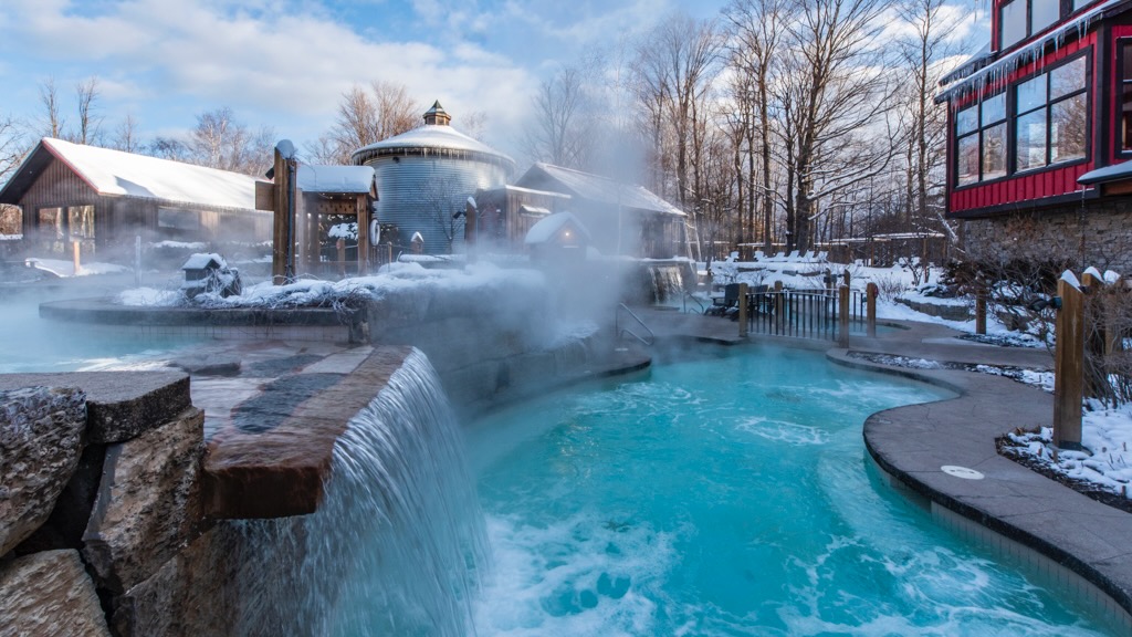 Scandinave Spa Blue Mountain, Winter Pool, Spas of America