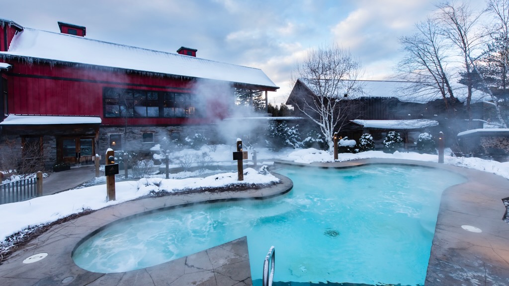 Scandinave Spa Blue Mountain, Winter View, Spas of America