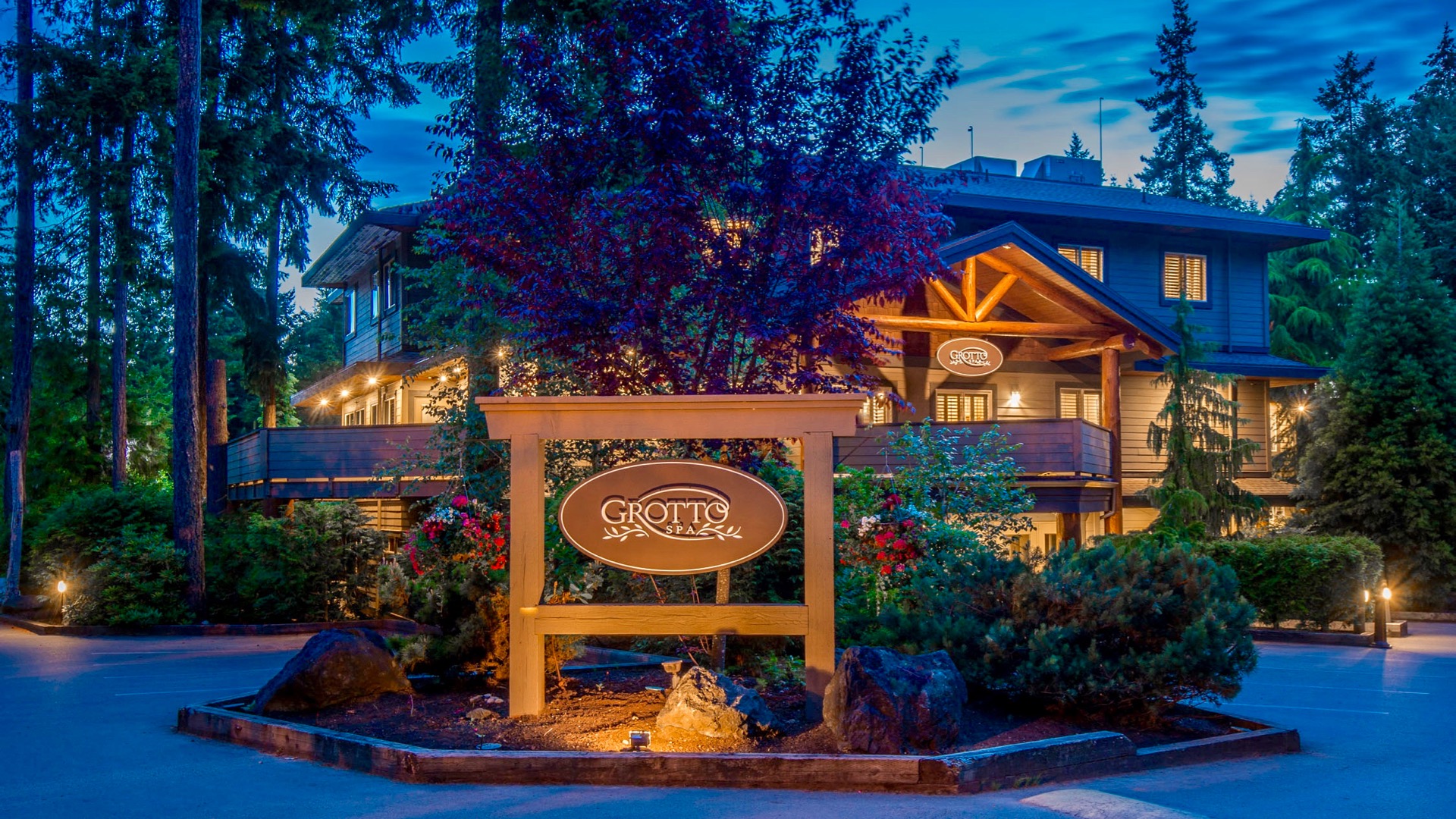 Grotto Spa, Tigh-Na-Mara Spa Resort, Parksville, British Columbia, Spas of America